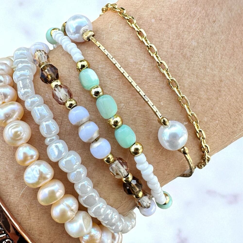 Pearl Bracelet Stack Lot Dainty Gold Tone Pastel Clean Girl Minimalist Love